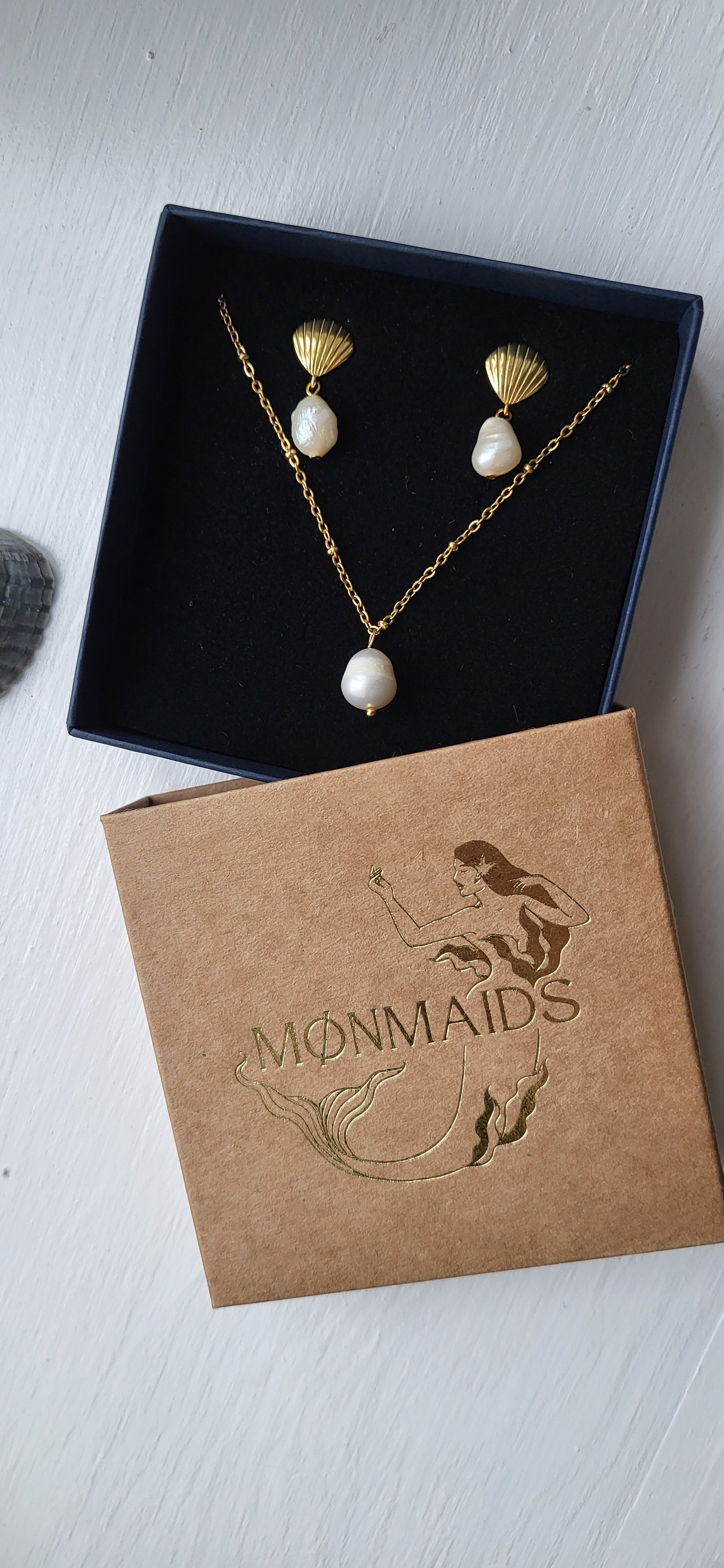 "Pearl" set - øreringe og halskæde