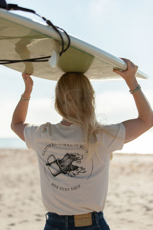 Happiness comes in waves T-Shirt